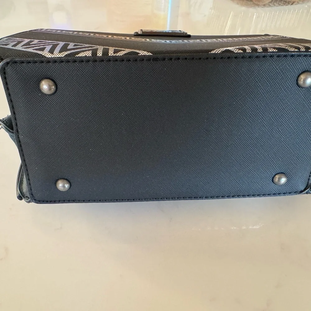 LOUNGEFLY MARVEL BLACK PANTHER WAKANDA FOREVER CROSSBODY BAG